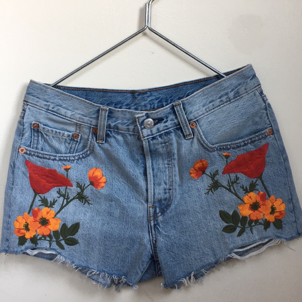 Levi’s embroidered shorts